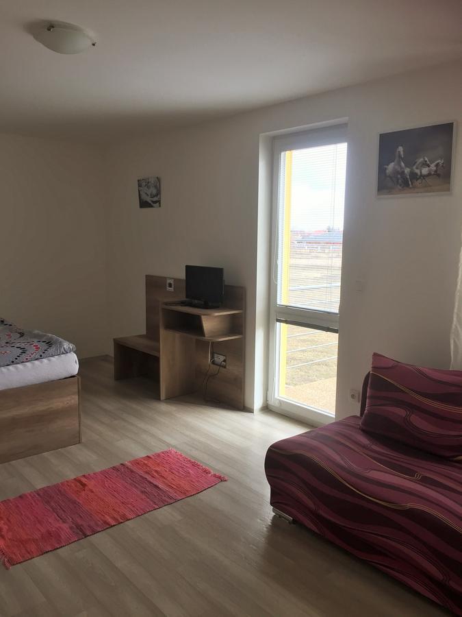 Promenád Apartmán *